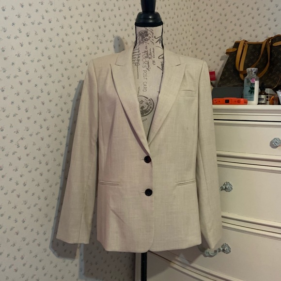 Donna Karan New York sculpture suit jacket - Picture 4 of 16